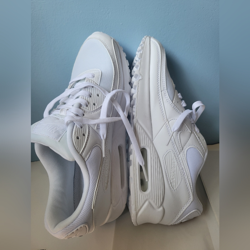 Nike Air Max 90 Women's Shoes Size 12 White DH8010-100